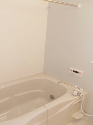 トレフル　Ｆの浴室