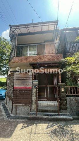 東園田6丁目貸家の外観