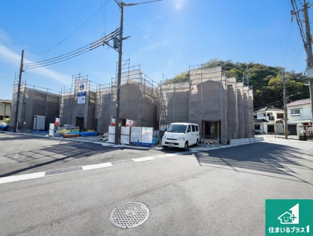 姫路市青山　第7期　新築一戸建ての前面道路含む現地写真|周辺は落ち着いた街並みの住宅地！子育てがしやすい住環境です！まだ未完成ですが、現地でしかわからない事もございます。是非一度ご覧ください。