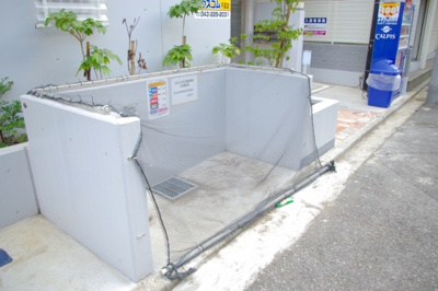 【その他共用部分】 | フェリークス院内 | 敷地内専用ゴミ捨て場♪