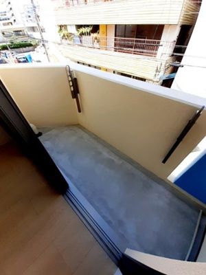 【バルコニー】 | ゼファーひまわり | 広々としたバルコニーです