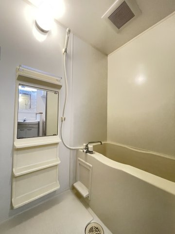 ジークレフ王子の浴室