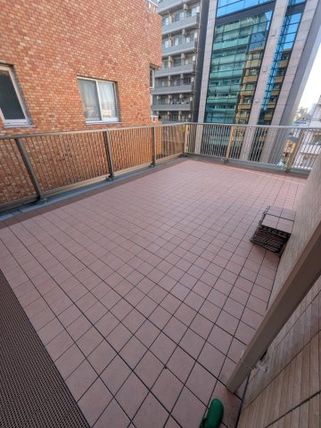 【バルコニー】