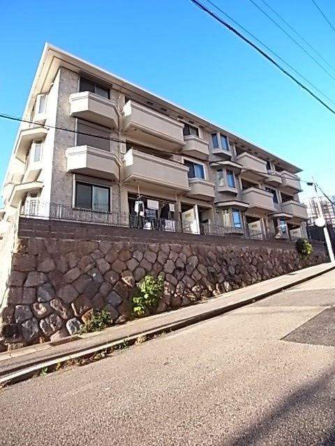 モンテボヌールⅡの外観