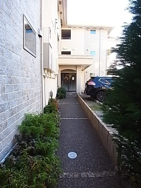 モンテボヌールⅡのエントランス