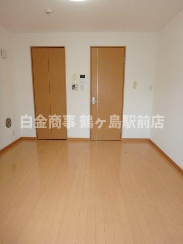 ロジュマン鶴ヶ島の洋室|反転タイプになります