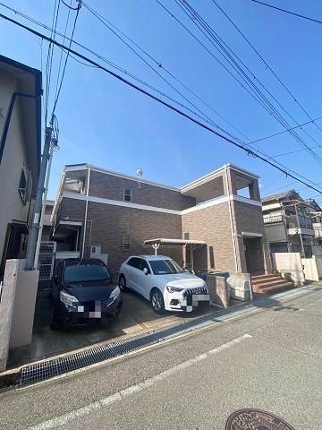 ガーラ鳴尾の駐車場