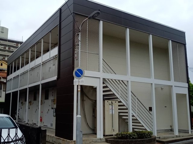 レオパレス花つるみの外観|外観もきれいです