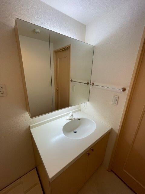 レジディア自由が丘の洗面所