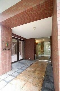 ステージファースト世田谷用賀のエントランス