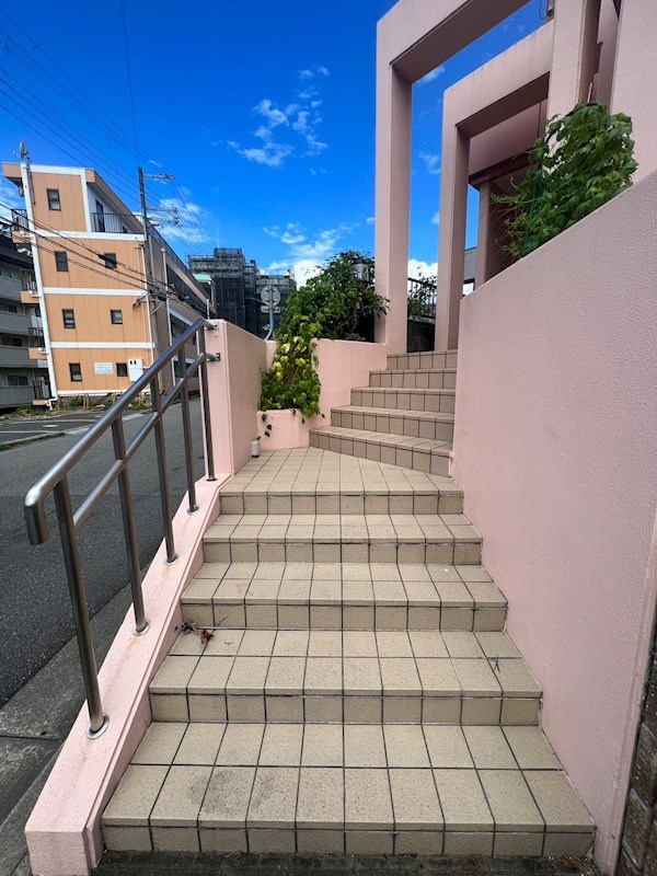 ミスティ∞の外観