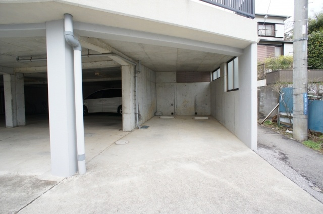 萩原駐車場の外観