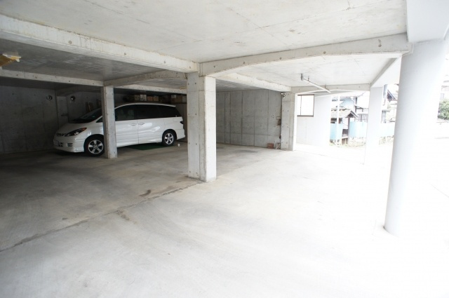 萩原駐車場の外観