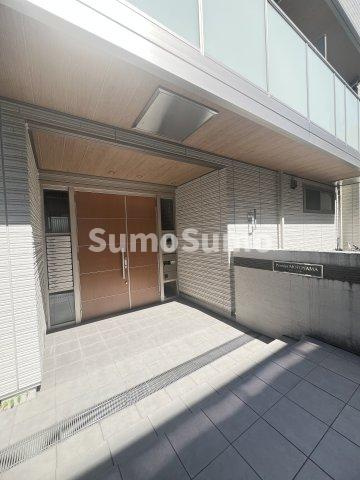 Ｐｒｕｎｉｅｒ（プリュニエ）本山のエントランス