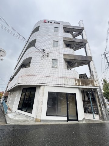 ヒルズ六甲の外観