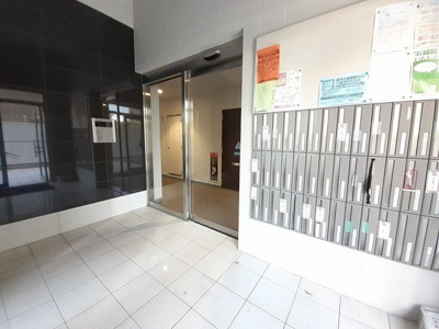 【エントランス】 | クレール姫路 | 落ち着いたエントランスです