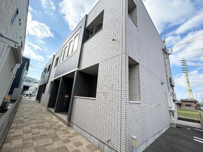 【外観】 | フィールドヴィレッジⅢ | 外観写真（昼）