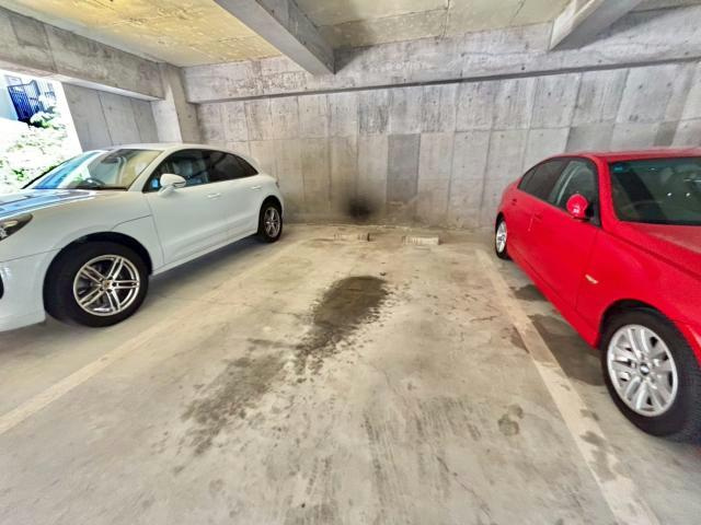 アルコラカーサ佃町Ⅱの駐車場