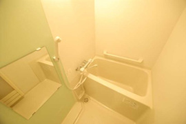 日々の疲れを癒すお風呂付です