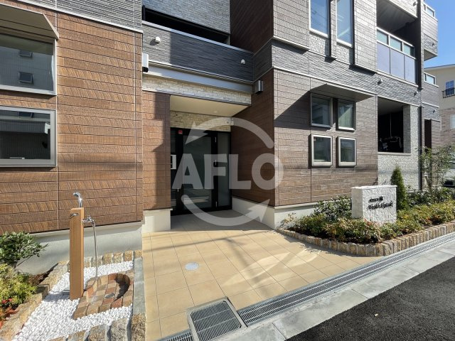 ウェルス暁のエントランス|ウェルス暁　エントランス