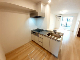 コンパクトなキッチンで掃除もラクラク