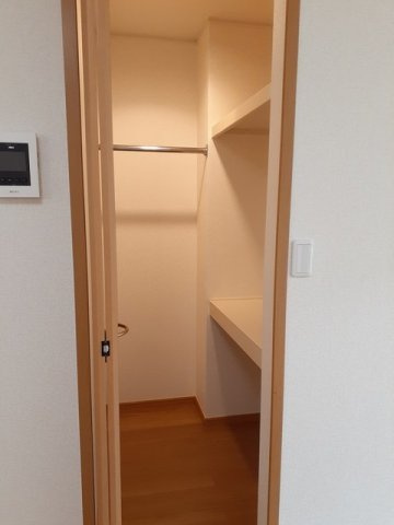 こまごまとしたものを収納できそうですね