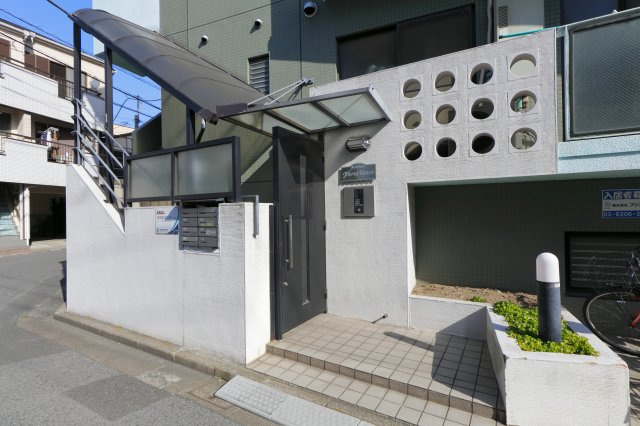 メゾントルチュベルトのエントランス