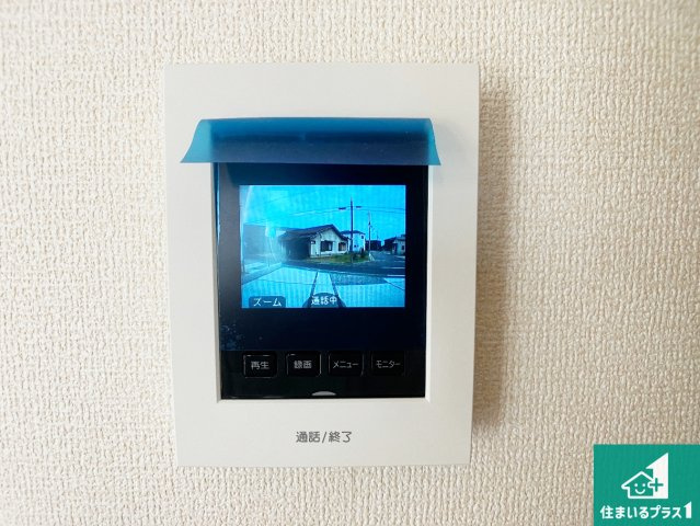加東市下滝野　第6期　新築一戸建ての防犯設備|カラーモニターインターホン！声だけでなく来訪者の姿や顔がモニターで確認できるので、小さなお子様がいらっしゃるご家庭でも安心できます！