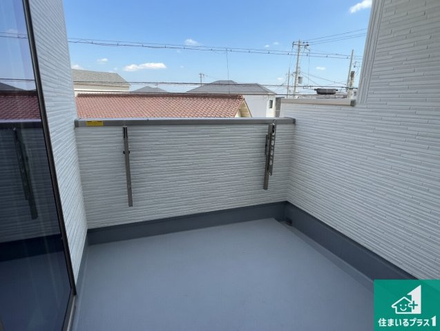 加東市下滝野　第6期　新築一戸建てのバルコニー|ワイドバルコニーは洗濯物を干すスペースが広いのでご家族が多くても安心！