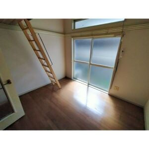 クラシック犬山の内装