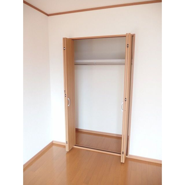 アムール　サンコーの収納|※同建物別部屋参考写真