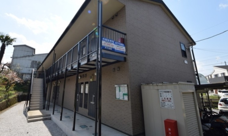 アムール　サンコーのエントランス