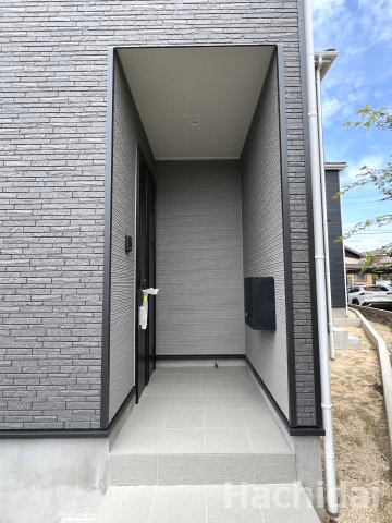 碧南市汐田町第1　新築住宅＜2号棟＞のエントランス