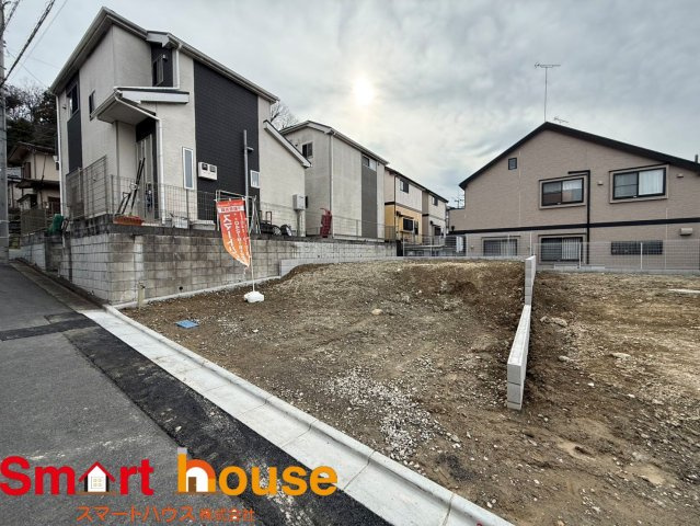 日野市平山第10　新築2棟の前面道路含む現地写真