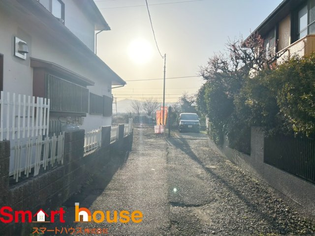 相模原市南区新戸第15　新築全2棟の前面道路含む現地写真