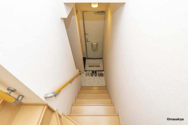 レザン・ガーデンの玄関