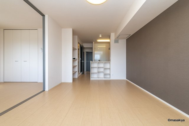 レザン・ガーデンの居間・リビング