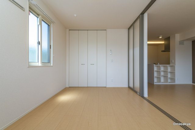 レザン・ガーデンの居間・リビング