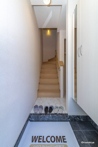 レザン・ガーデンの玄関|玄関