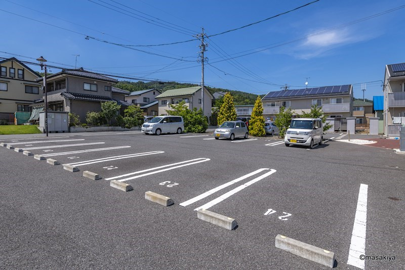 レザン・ガーデンの駐車場|駐車場