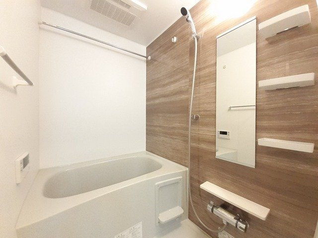 【浴室】 | ロータス青山２ | 日々の暮らしに欠かせないお風呂です