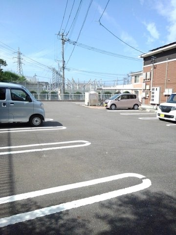 【駐車場】 | スウィートガーデン　Ｂ | 駐車スペースもあります