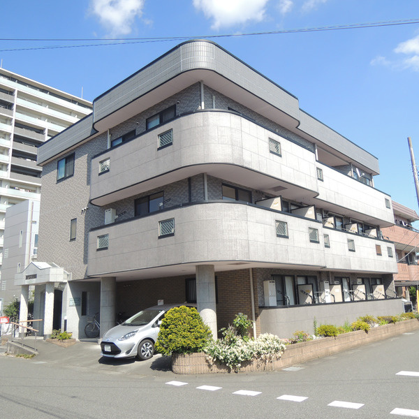 Ｓ Ｃlailの外観
