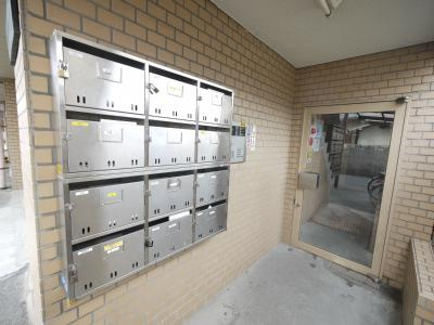 小原マンションのエントランス