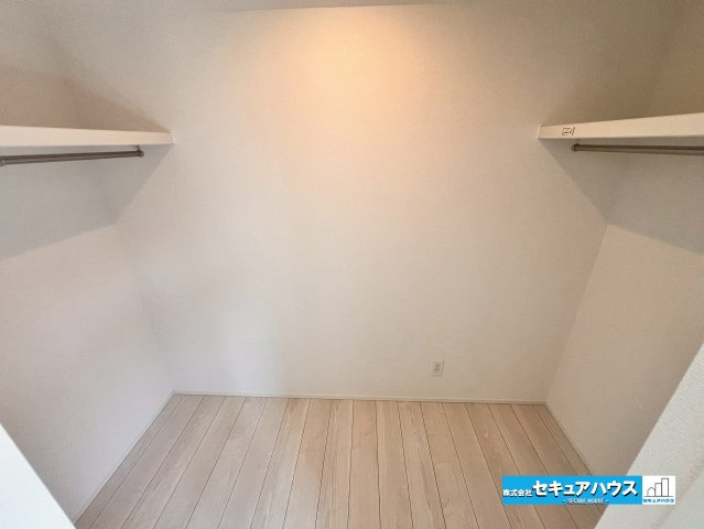 【今からご案内可能】愛知県知多市八幡字深山口　全2棟の収納|【収納】
◆たくさん収納できます♪
◆WICなので、衣類から小さい荷物・大きい荷物と利用可能です♪