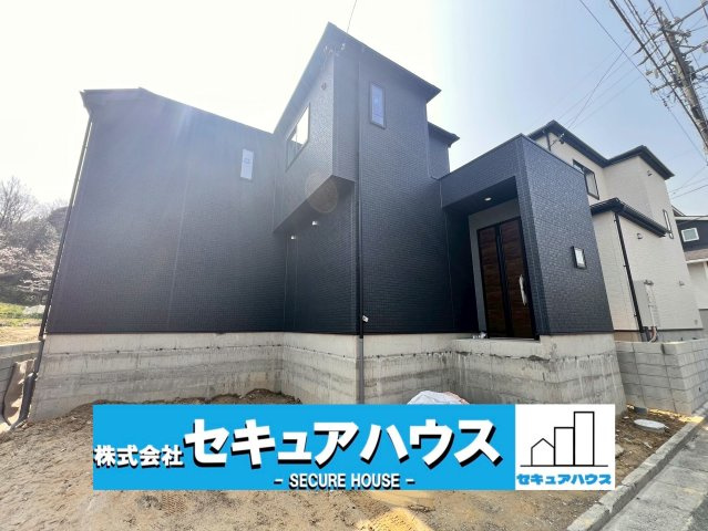【同施工物件】愛知県知多市八幡字深山口　全2棟の外観|★全2棟
事前予約にて現地ご見学いただけます！お気軽にお問い合わせください♪
■株式会社　セキュアハウス■
住宅ローンに強く、知識、経験豊富なスタッフ在籍
お客様に寄り添い、ご成約後もサポート致します