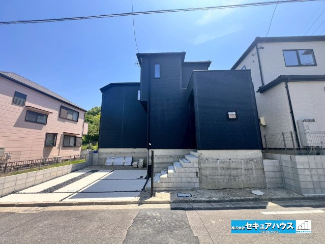 【今からご案内可能】愛知県知多市八幡字深山口　全2棟の前面道路含む現地写真|事前予約にて現地ご見学いただけます！お気軽にお問い合わせください♪
■株式会社　セキュアハウス■
住宅ローンに強く、知識、経験豊富なスタッフ在籍
お客様に寄り添い、ご成約後もサポート致します♪