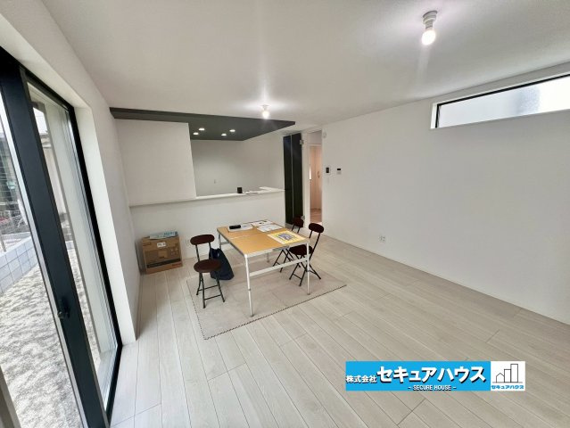 【同施工物件】愛知県知多市八幡字深山口　全2棟のキッチン|【キッチンイメージ】
◆同時にたくさんの料理が調理できる。「焼く・蒸す・煮る」の工程を同時進行で進めることができるので、料理を素早く作ることができます。育児でバタバタ忙しいママに嬉しい♪