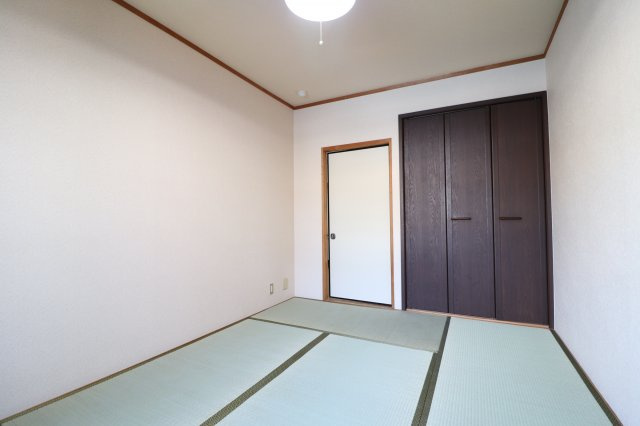 シャトーヨシダの寝室