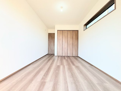【洋室】 | ◆横浜市緑区上山　未使用戸建A号棟◆ | ◆お子様と一緒にバスタイムを楽しめる広々空間。浴室乾燥機付で心地よいバスタイムを実現します。